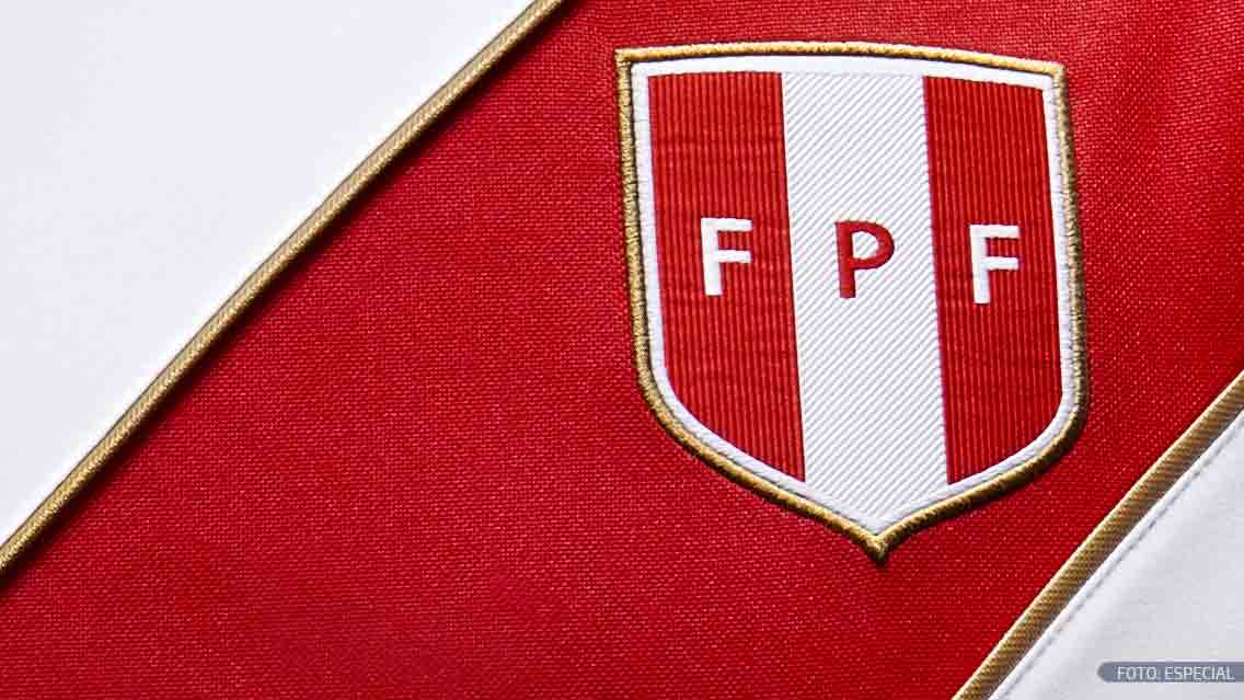UMBRO presentó el nuevo jersey de Perú para Rusia 2018