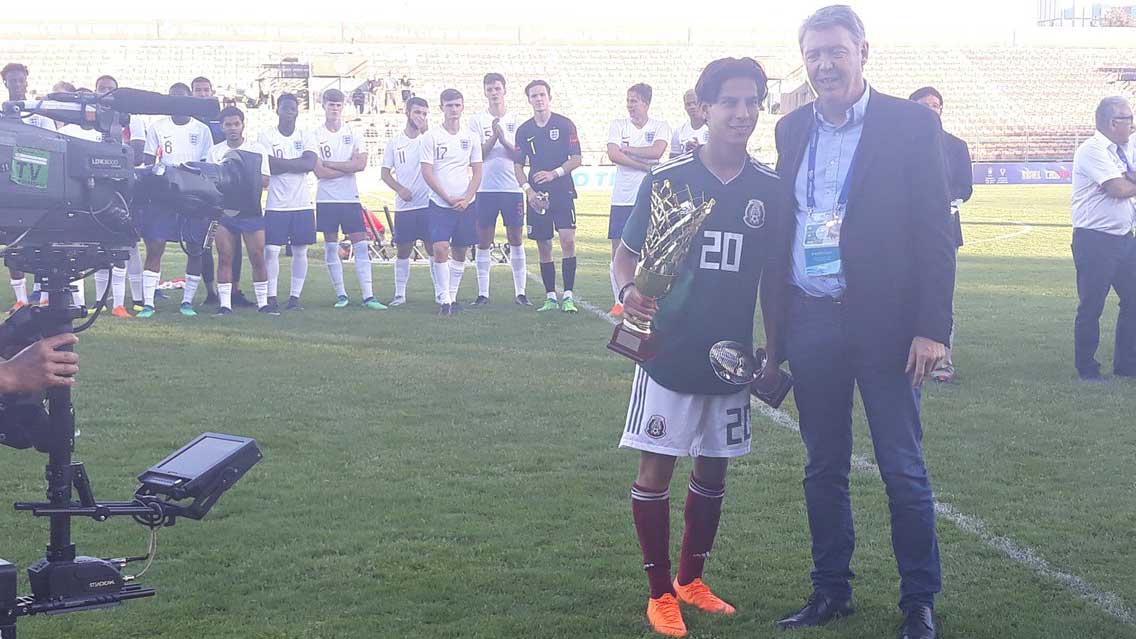 Lainez y Aguirre, los mejores del Esperanzas de Toulon