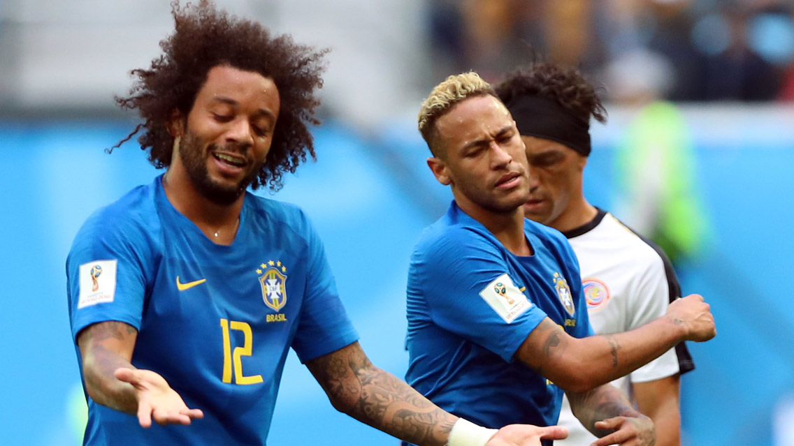 Marcelo le quita liderazgo a Neymar en Brasil