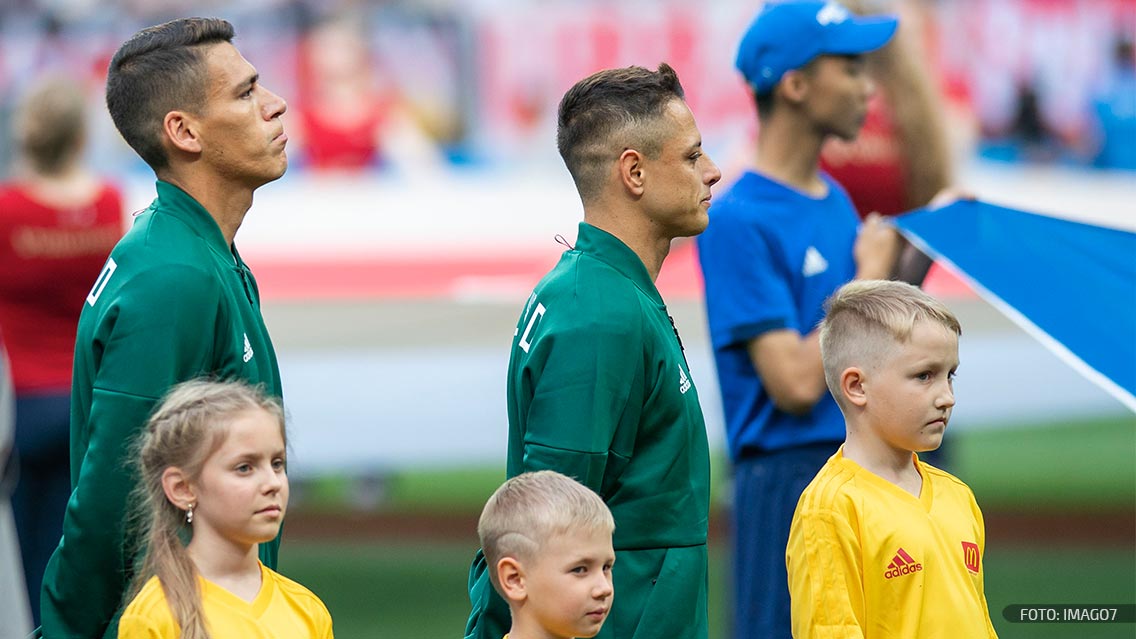 El emotivo llanto de ‘Chicharito’ en el Himno Nacional