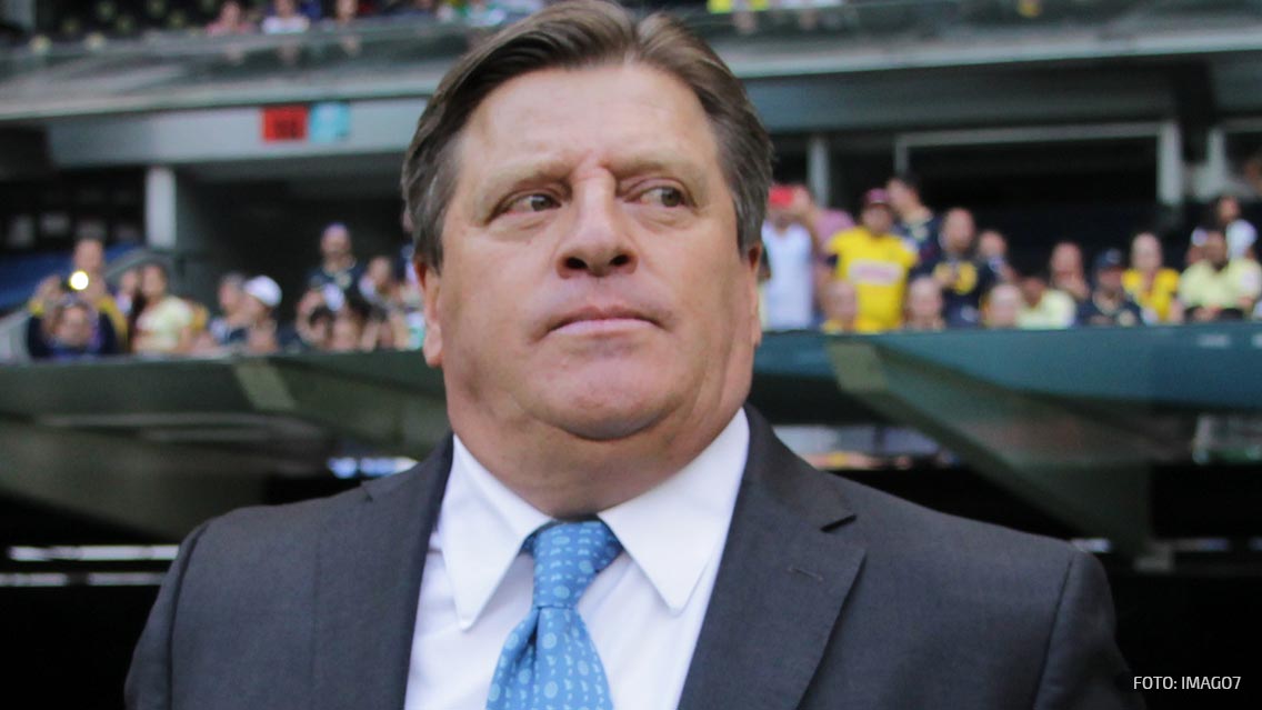 Miguel Herrera es trolleado por León