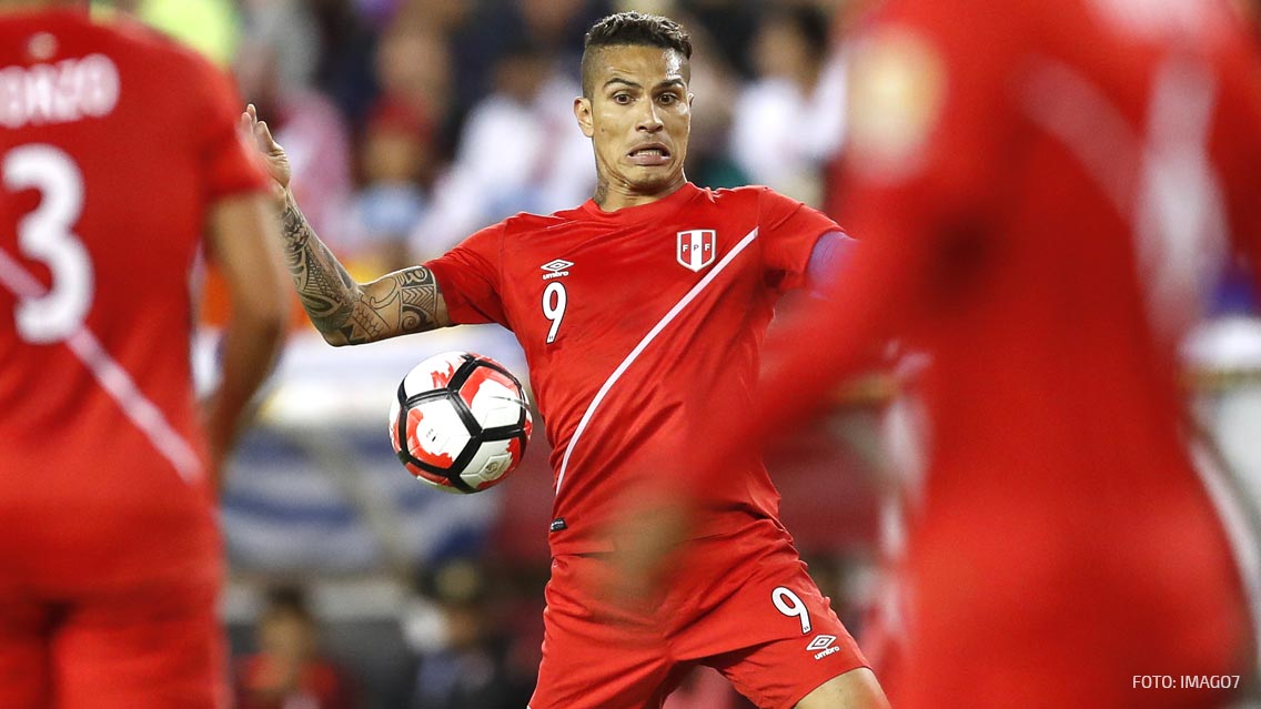 Paolo Guerrero marcó en su regreso con la selección de Perú 0