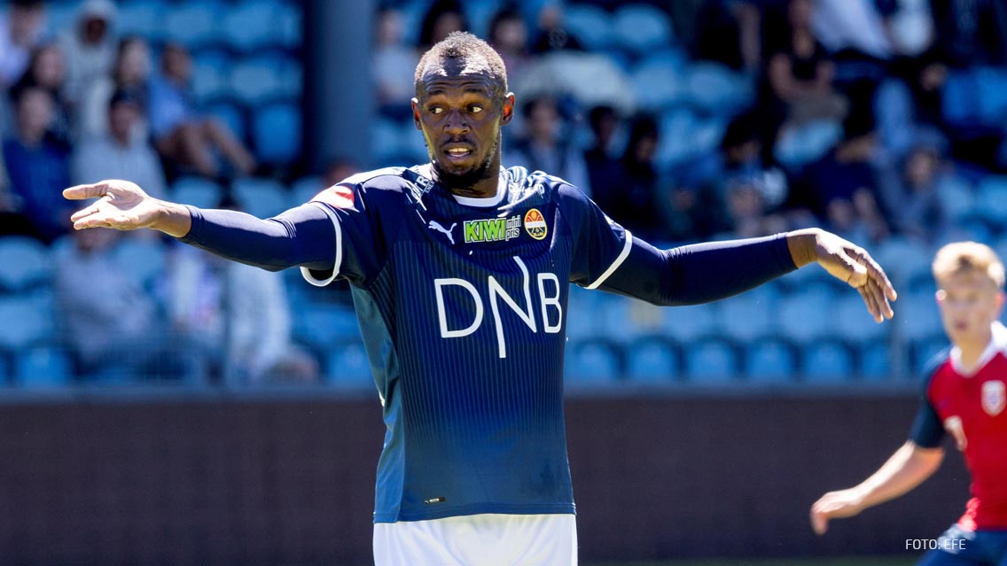 Usain Bolt cumple su sueño y marca gol en Old Trafford