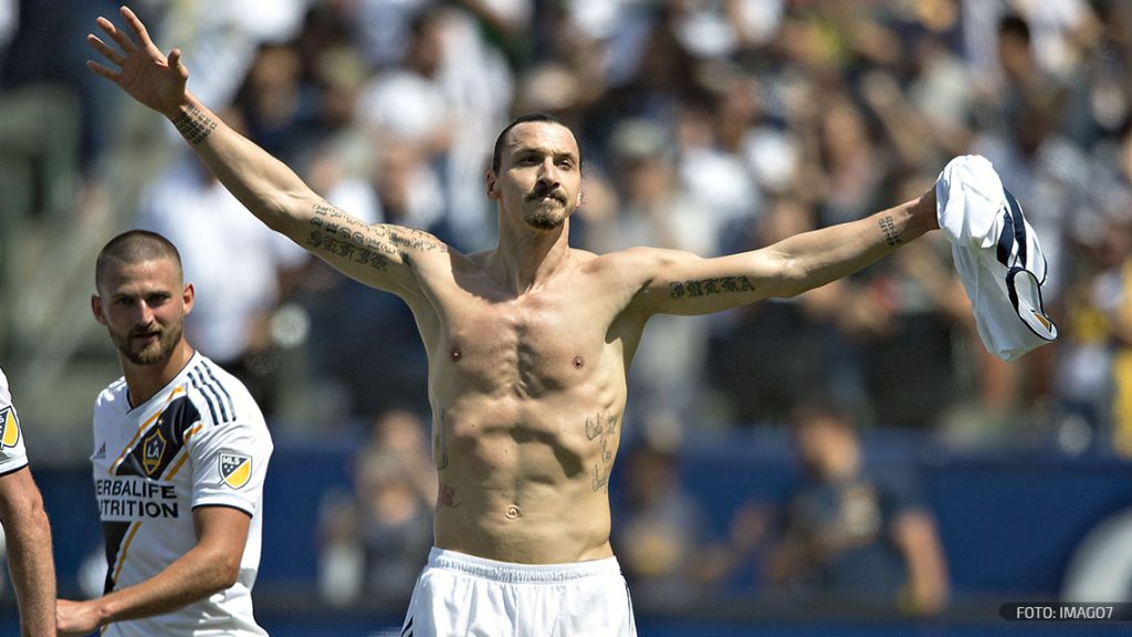 Zlatan Ibrahimovic celebra un gol con el LA Galaxy