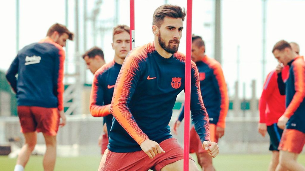 André Gomes entrena con la plantilla del Barcelona