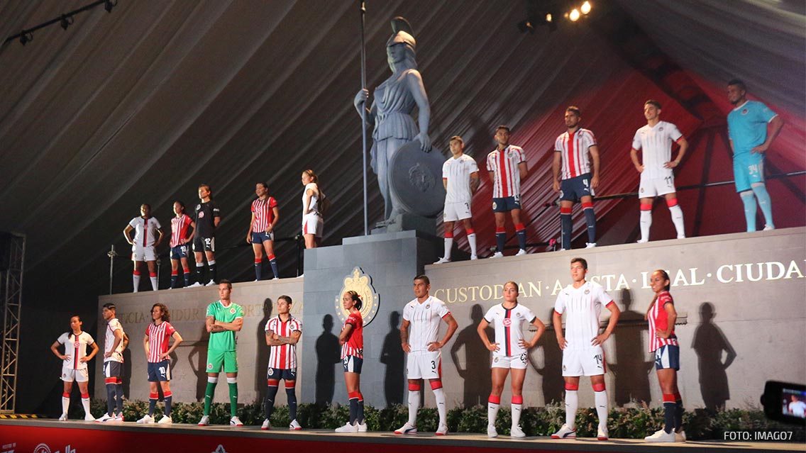 Chivas presenta su nueva piel para el Apertura 2018