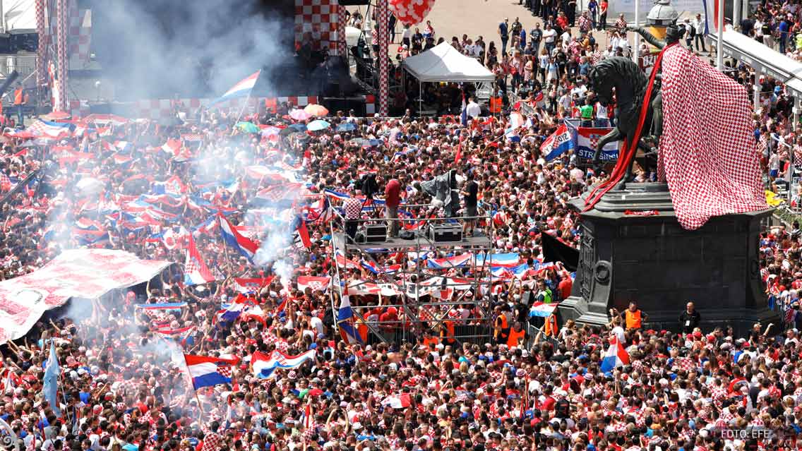 Croacia es recibida por su gente con auténtica fiesta