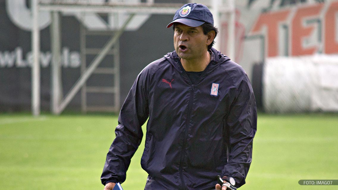 ¿Cuánto gana José Saturnino Cardozo en Chivas?