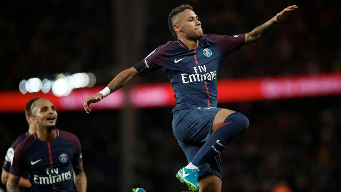 Me quedo en París, tengo un contrato: Neymar