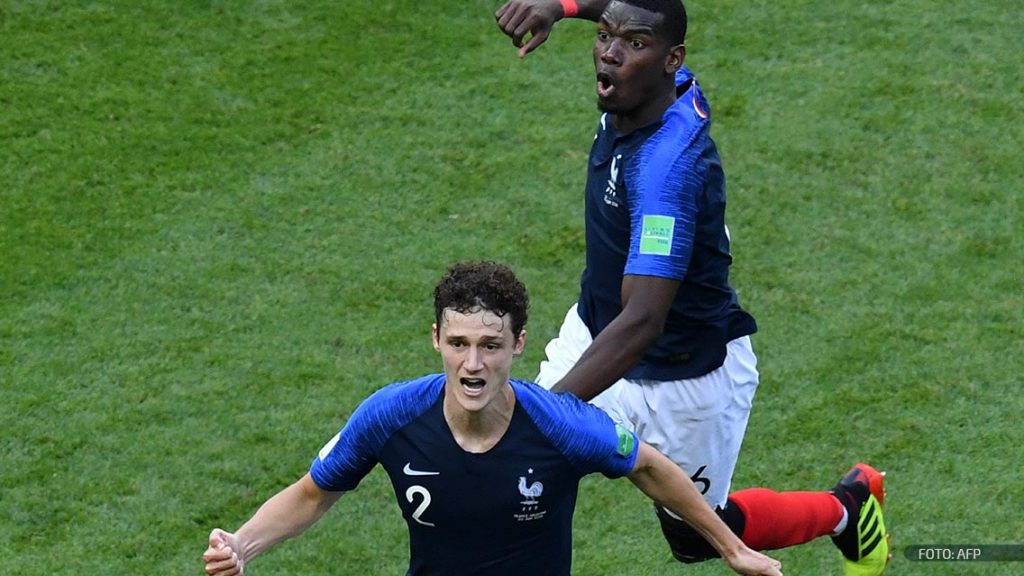 Benjamin Pavard festeja gol en el Francia-Argentina