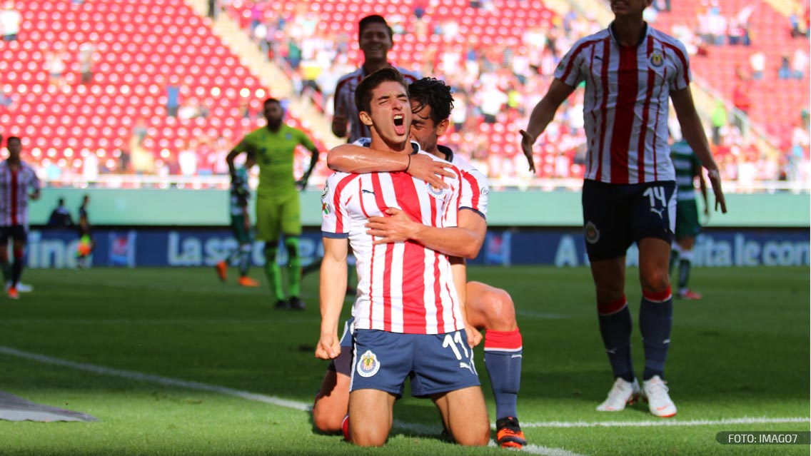 Chivas rompe racha de cinco meses sin gol en el Akron