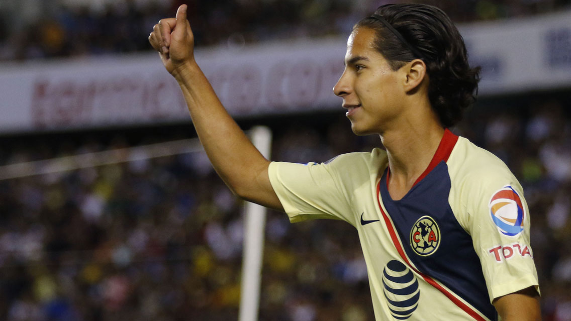 Olympique de Lyon SÍ quiere a Diego Lainez