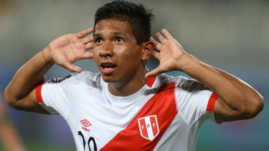 Edison Flores, nuevo jugador de Monarcas Morelia