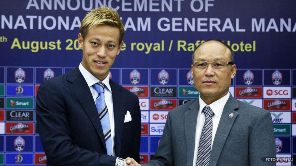 Keisuke Honda será jugador y entrenador al mismo tiempo