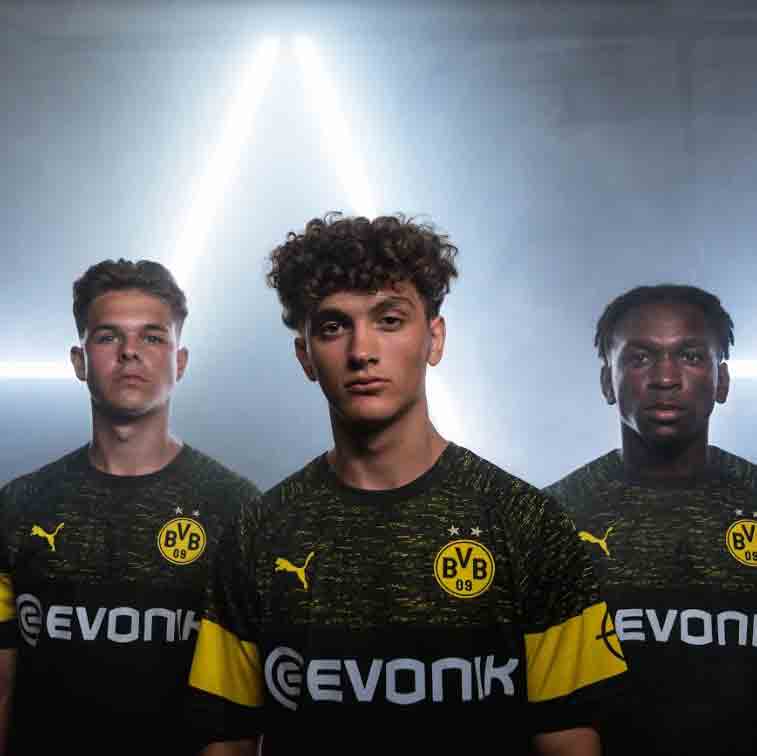 Borussia Dortmund jersey vistante