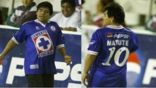5 playeras de equipos mexicanos que se ha puesto Maradona | Futbol Total