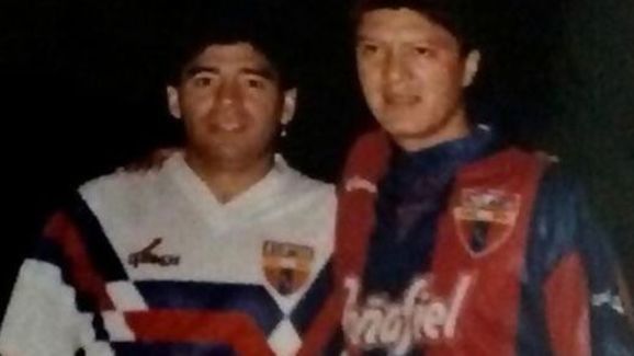 5 playeras de equipos mexicanos que se ha puesto Maradona | Futbol Total