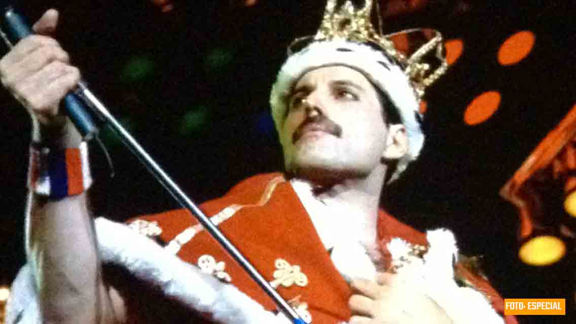 freddie mercury we are the champions