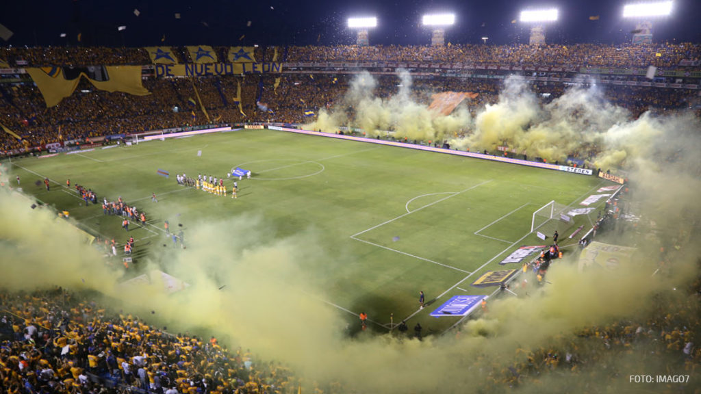 El Clásico Regio se vio manchado por la violencia.