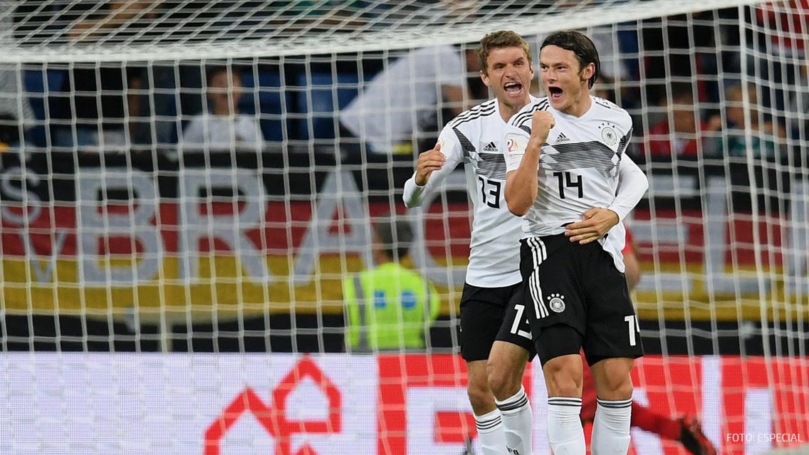Alemania consigue triunfo agónico ante Perú