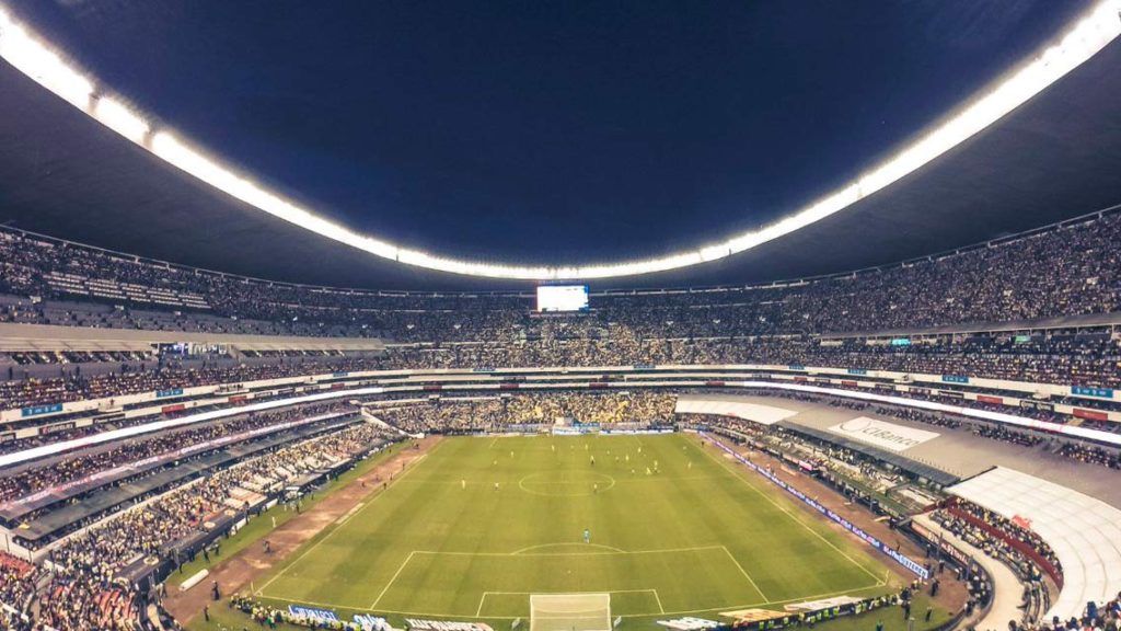 Histórica entrada entre Chivas y América.