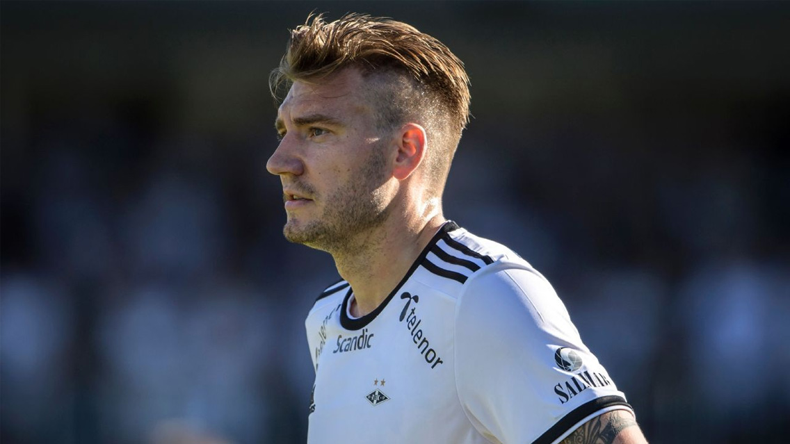 Nicklas Bendtner agrede y manda al hospital a un taxista