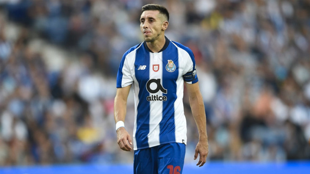 La Roma buscará fichar al mexicano Héctor Herrera.