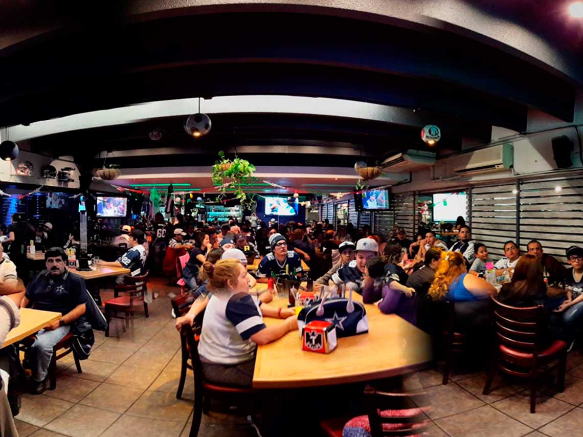 lugares-para-ver-pelea-canelo-parrilla-df-bar