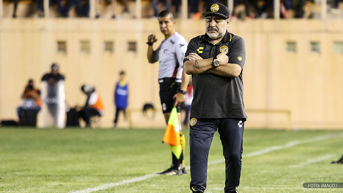 Maradona ‘explota’ contra arbitraje del Alebrijes vs Dorados