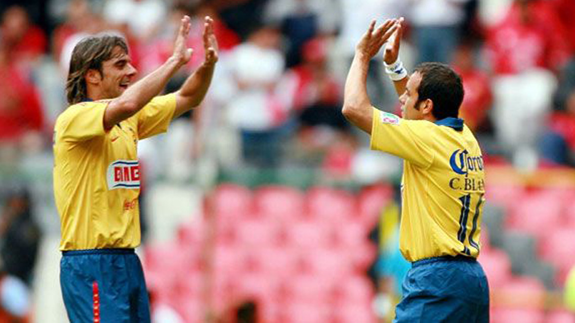 ¿Cuándo fue la última vez que el América jugó de visita en el Azteca?