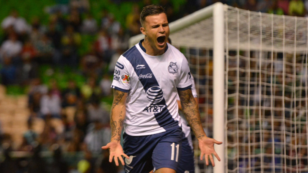Puebla sorprende y golea a León en su casa