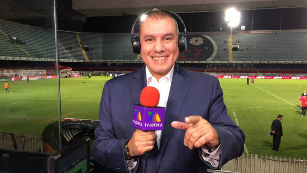 Paco González deja de ser narrador de TV Azteca