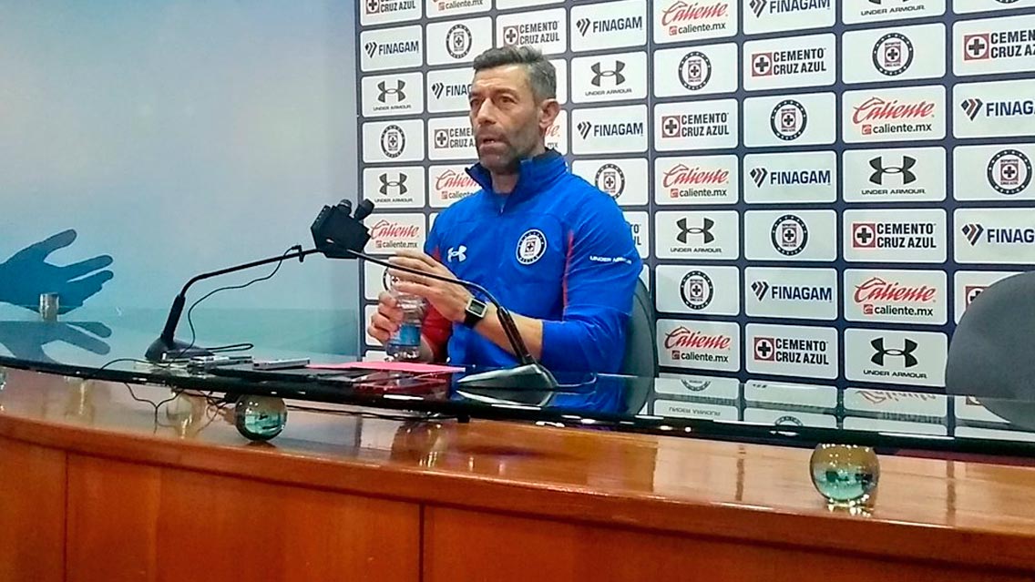 Pedro Caixinha adelanta alineación…del América