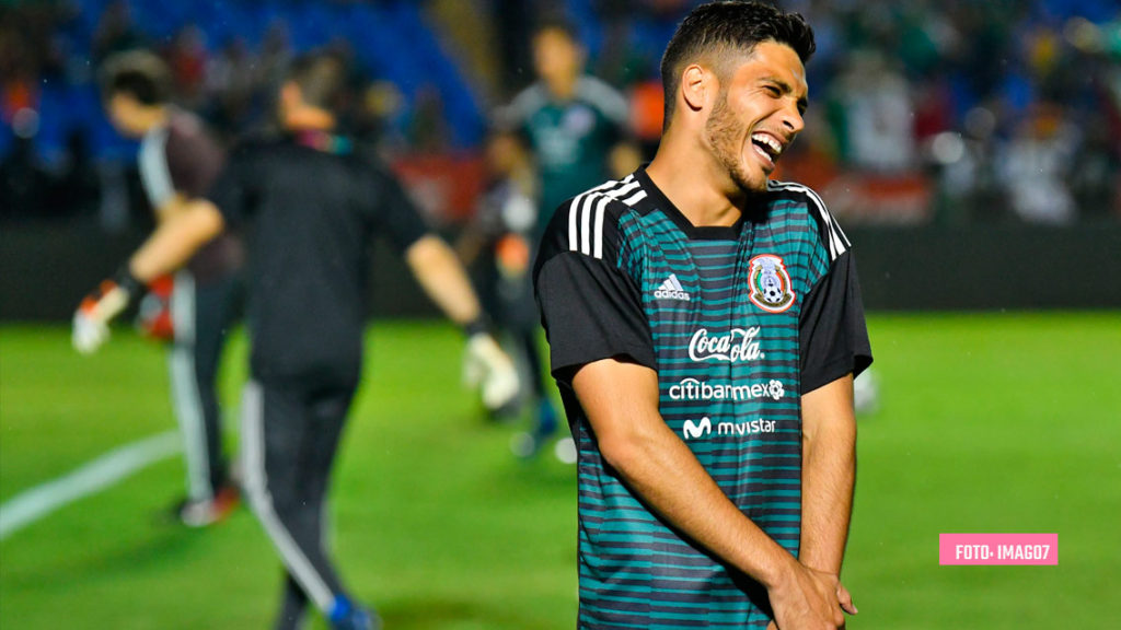 Raúl Jiménez con Selección Nacional