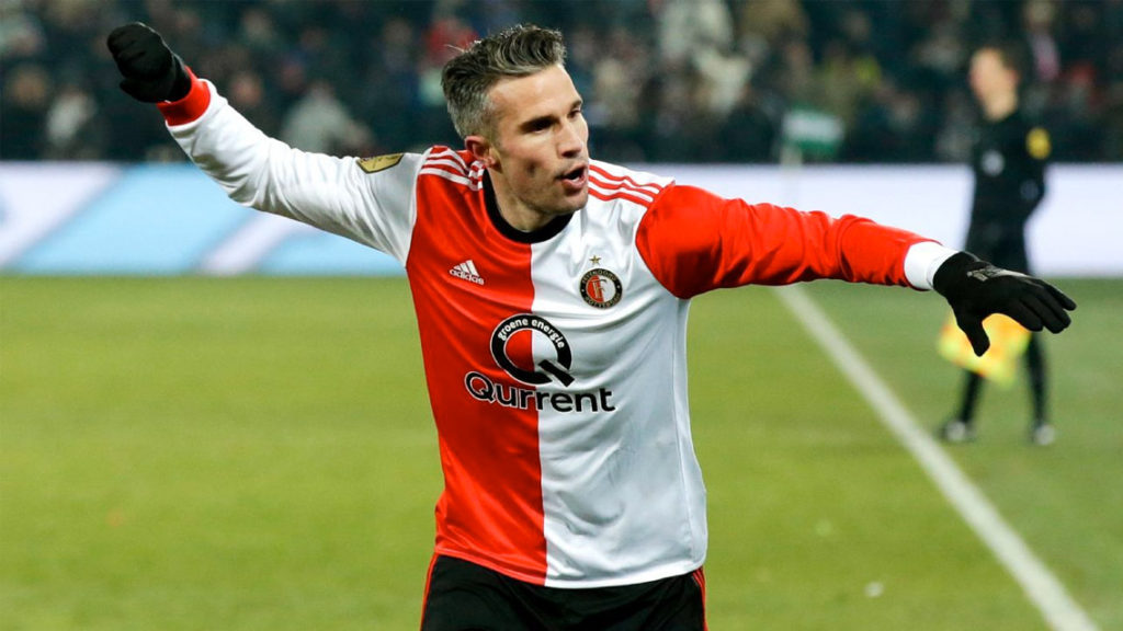 Robin Van Persie colgará los botines