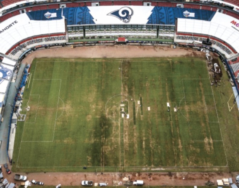 Evolución del deterioro de la cancha del Estadio Azteca