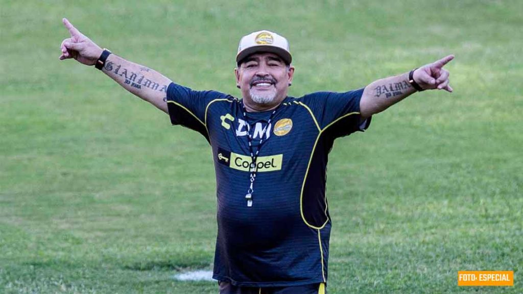 Maradona ya salió del hospital