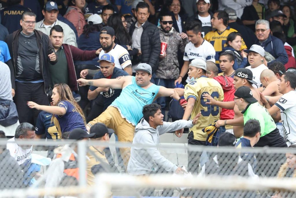 Conato de bronca en CU, en el partido Pumas-Cruz Azul. Reforma