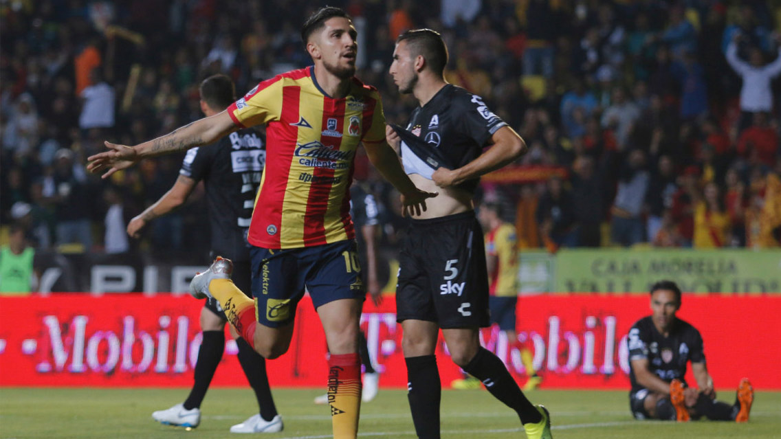 5 futbolistas de Liga MX urgidos de cambiar de equipo