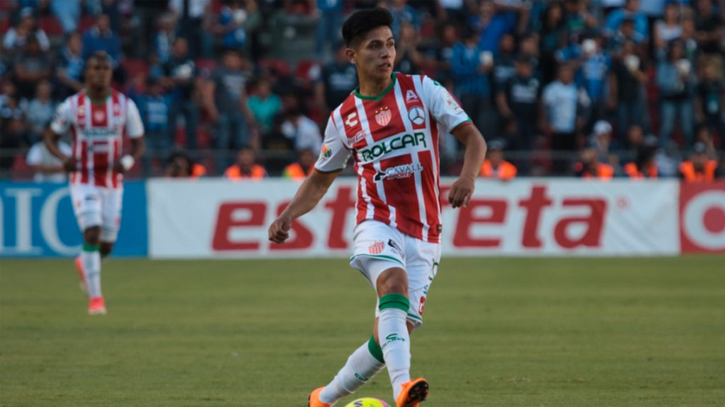 Jordan Silva y Dieter Villalpando entran en agenda de Chivas