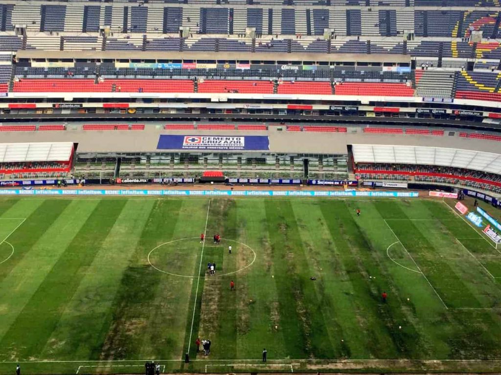 Evolución del deterioro de la cancha del Estadio Azteca
