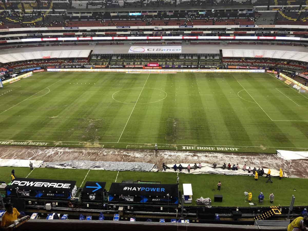 evolucion-deterioro-cancha-estadio-azteca-femenil