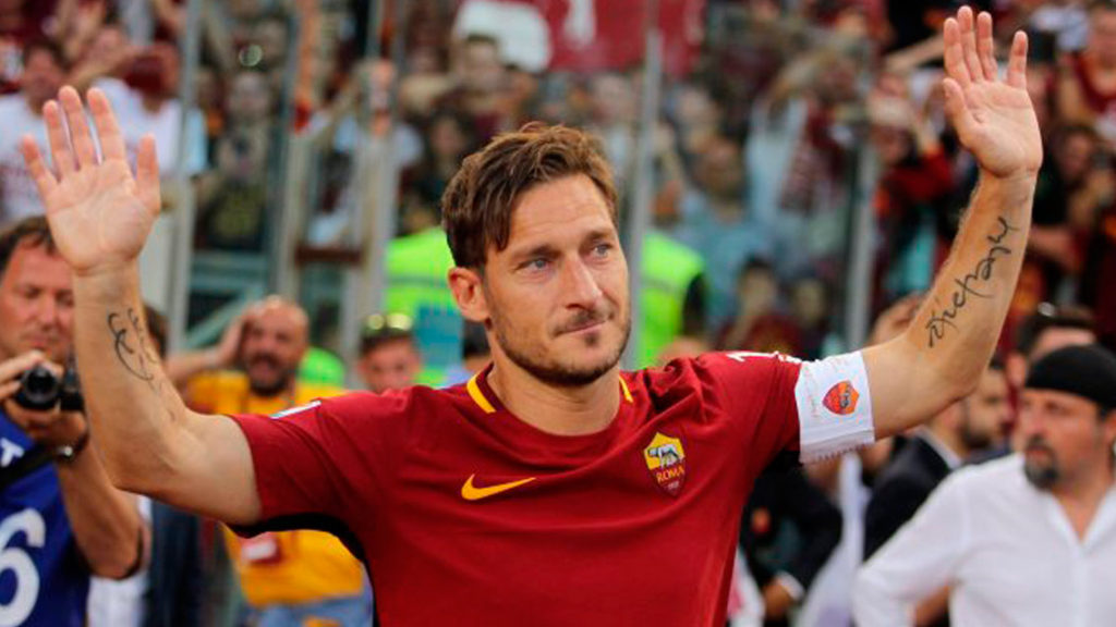 Francesco Totti será homenajeado por la Roma