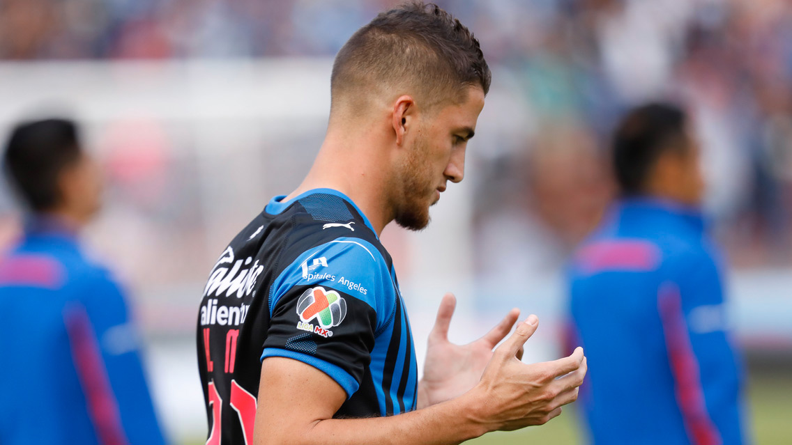 Chivas quiere intercambio Chofis López-Hiram Mier