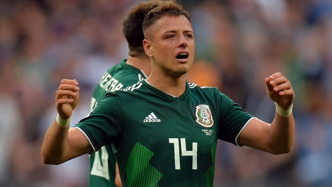 Conceden deseo a Chicharito y es borrado del Tri