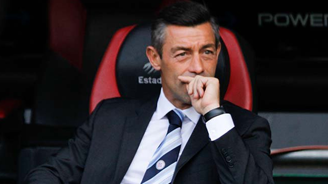 Pedro Caixinha violó reglamento, ¿lo sancionarán?