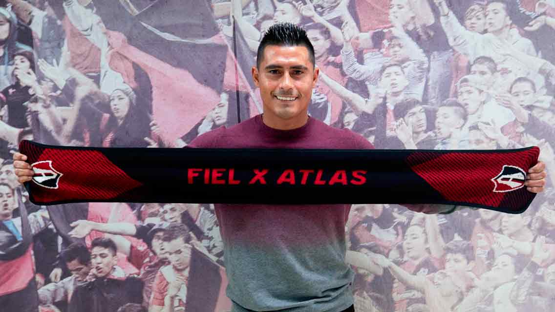 Atlas da la bienvenida a Osvaldo Martínez y a Jesús Isijara