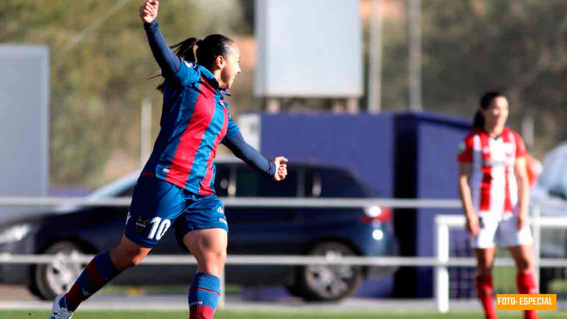 Charlyn llega a 10 goles en la Liga Iberdrola