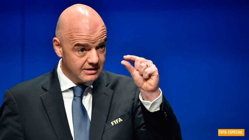 Infantino respalda decisión de jugar Copa Libertadores en Madrid