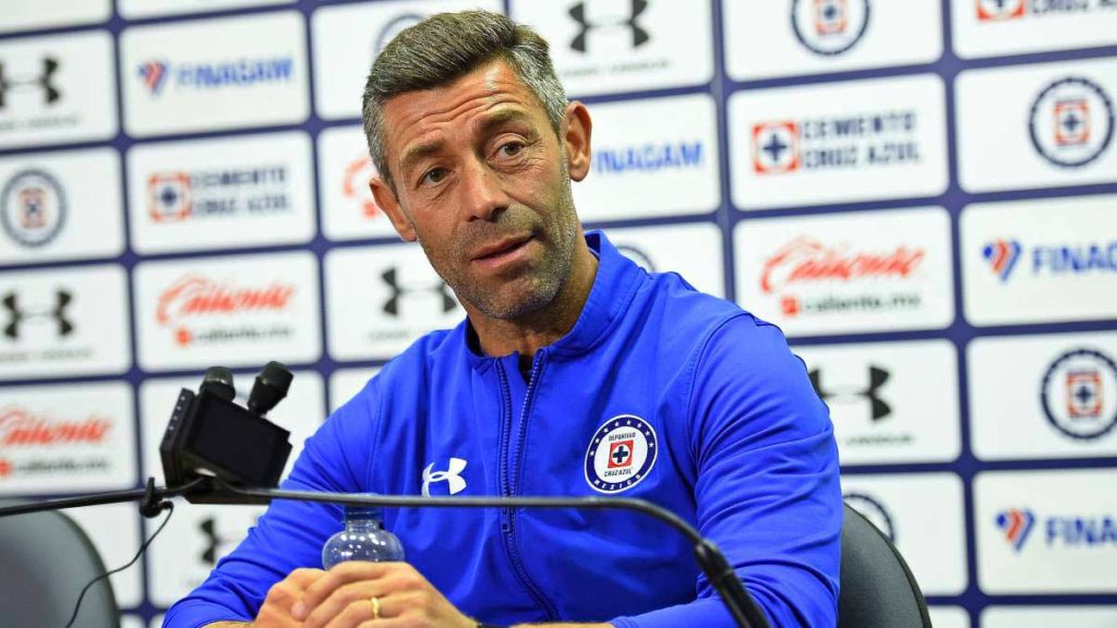 Caixinha habla sobre la ausencia de Rafael Baca